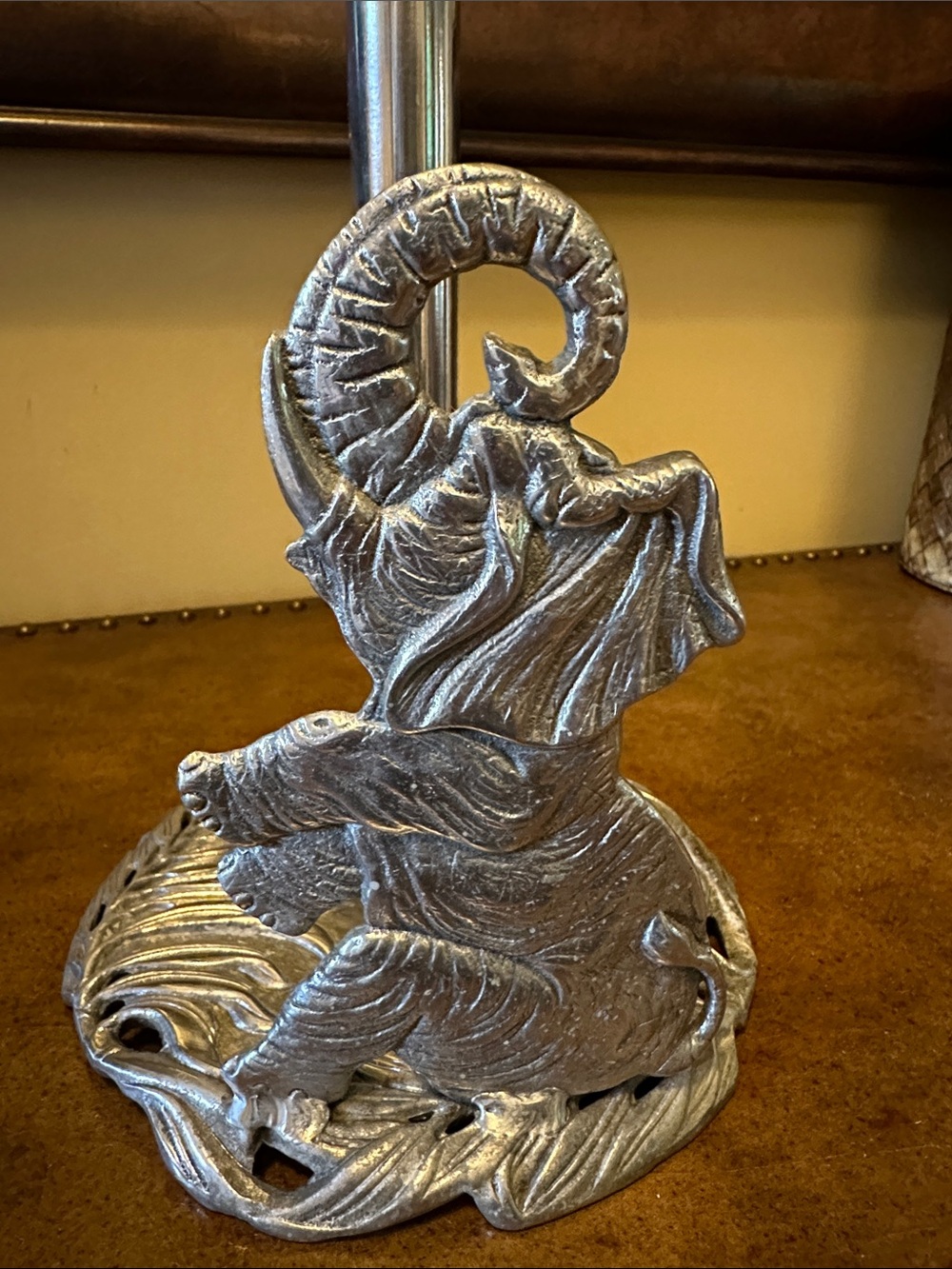 Arthur Court Safari Collection Elephant Paper Towel Holder 2004 - Picture 2 of 3